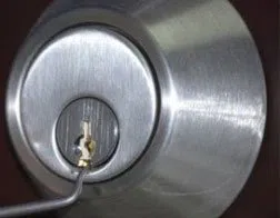 Galaxy Locksmith Store Kent, WA 425-492-9206 Galaxy Locksmith Store Kent, WA 425-492-9206 - 7-Broken-Key-Extraction